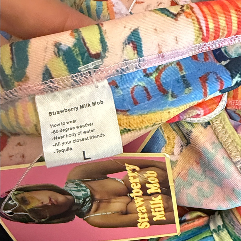 Strawberry Milk Mob Bikini Set Sz M/L NEW - Picture 7 of 7